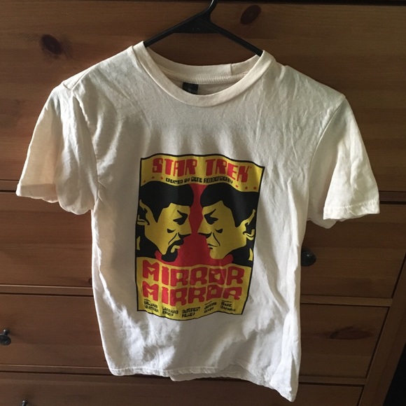 Tops - NWOT Star Trek Graphic T-shirt size small